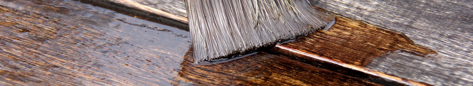 Impregnanti e smalti per legno