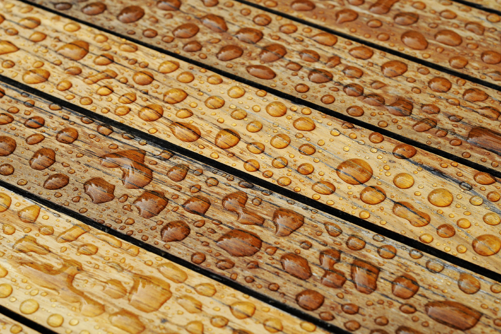 Finiture a cera per legno